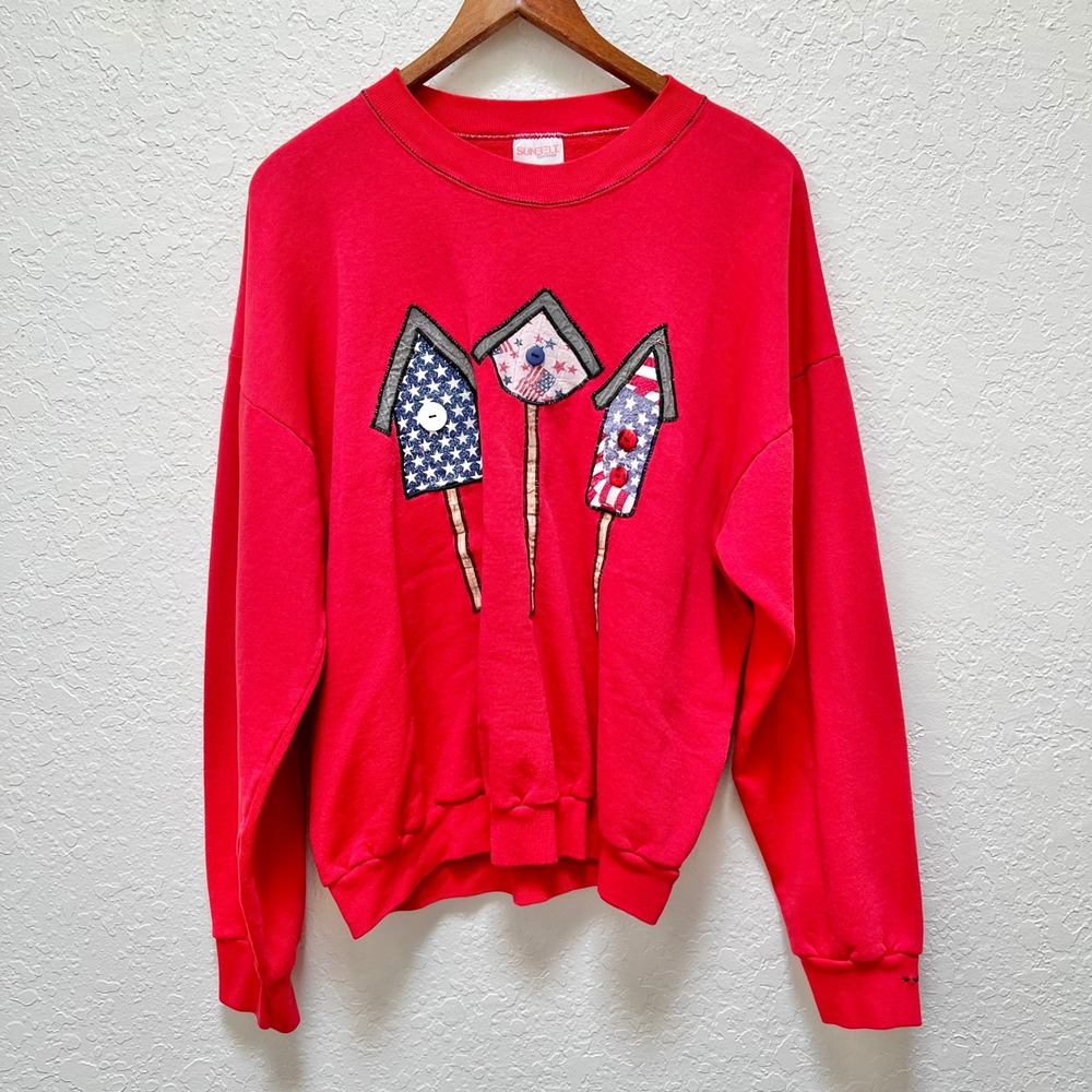 VTG Sunbelt Sportswear Red Patriotic Birdhouse Firework‎ Sweatshirt XL